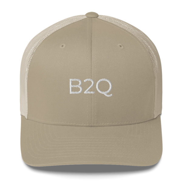 retro-trucker-hat-khaki-front-60575d75bcef9.jpg Trucker-Cap – Bild 8