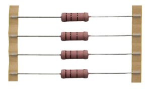 Metalloxid Widerstand Metalloxidschicht 3,3 kOhm 5W 5% 4 Stück (20019)