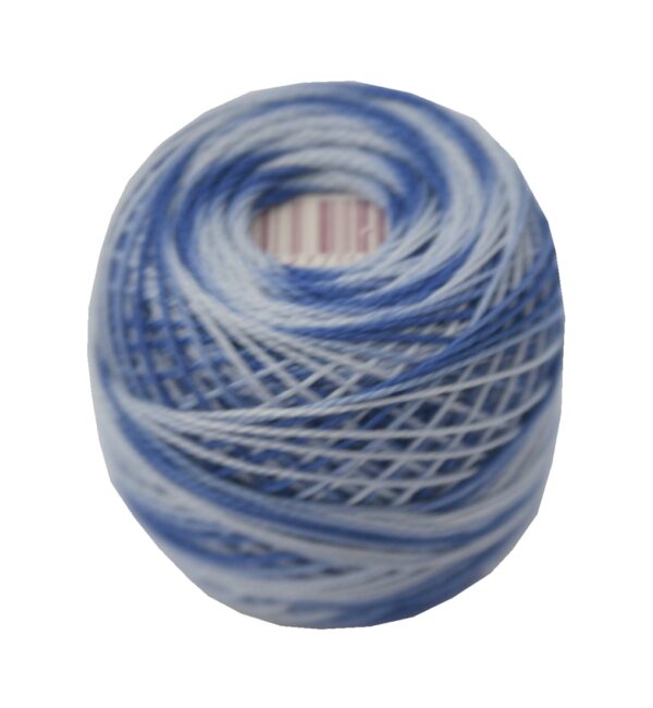 perlovka-kreuzstichgarn-baumwolle-perlgarn-85m-blau-ombre-5538 PERLOVKA Kreuzstichgarn Baumwolle Perlgarn 85m blau ombre (5538)